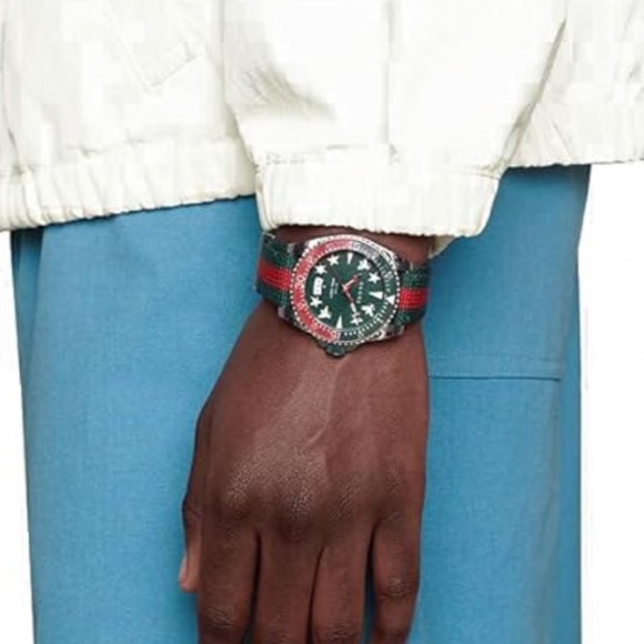 GUCCI Iconic Dive Watch - Picture 7 of 11